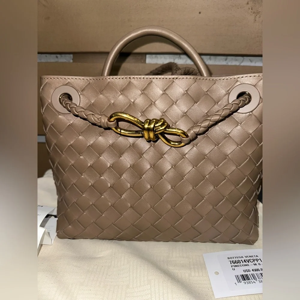 Bottega Veneta small Andiamo Pinecone/Brass - Picture 7 of 15